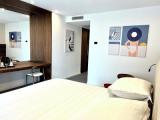 Standard Double room with partial ocean view