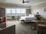 Deluxe room with Runway View