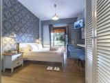2 Bedrooms Grand Quadruple Suite with garden view