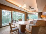 Quadruple Suite