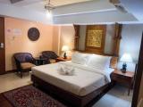 Deluxe Double room with city view