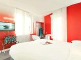 Quadruple Family Suite
