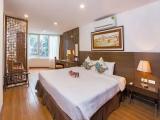 Suite with city view