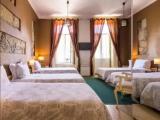 Grand room