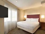 Mobility Accessible with Roll-In Shower Double Studio Suite