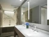 Deluxe Double Suite with lake view