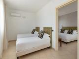 Luxury Quadruple room with balcony
