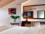 Suite with balcony
