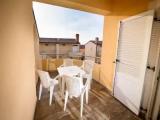 Comfort Double Basement Apartment with balcony