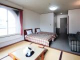 Standard room with mountain view