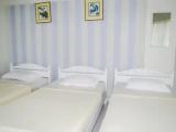 Standard Triple room with balcony