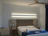 Superior room with balcony and with partial ocean view