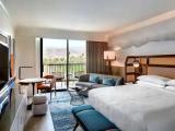 Standard room with balcony and with golf view