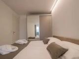 1 Bedroom Apartment with garden view