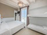 1 Bedroom Standard Quadruple room with balcony and with sea view