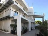 3 Bedrooms Apartment