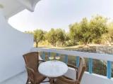 Standard Triple room with sea view