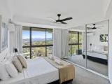 2 Bedrooms Superior Quintuple Basement Apartment