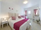 Standard Triple room with sea view