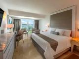 Royale Deluxe Double room with lagoon view