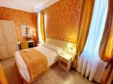 Classic Double room with canal view