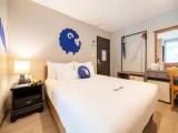 Koko Solo room