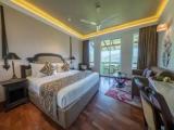 Deluxe room with mountain view