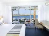 2 Bedrooms Standard room with view