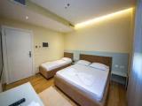Standard Triple room with balcony