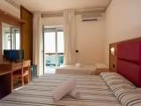 Classic Triple room with balcony