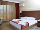 Standard Double room with land view