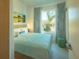 2 Bedrooms Suite with pool view