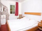 3 Bedrooms Cottage