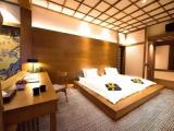 Grand room with mountain view