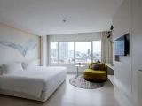 Deluxe Double room with city view