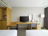 Standard room with city view