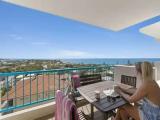 3 Bedrooms Apartment with view