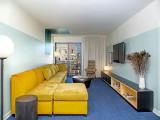 Suite with city view