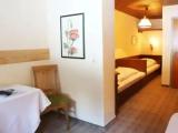 Standard Triple room with balcony