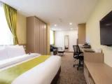 Deluxe Triple room with city view