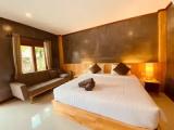 Deluxe Double room with pool view