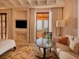 Junior Suite with balcony and with view