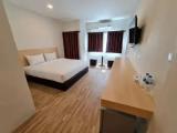 Deluxe Double room with land view