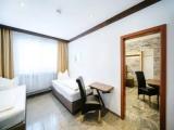 2 Bedrooms Standard Family room