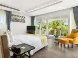 4 Bedrooms Quadruple Villa beachfront