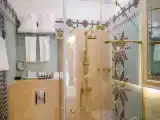 Single Studio