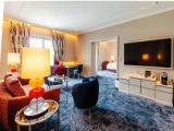 1 Bedroom Suite with balcony and with lake view