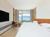 Superior Twin room with lake view