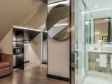 Superior Double room with city view