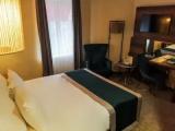 Standard Double room with city view